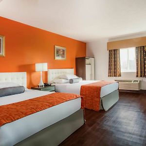 Queen Room Two Queen Beds Non-Smoking